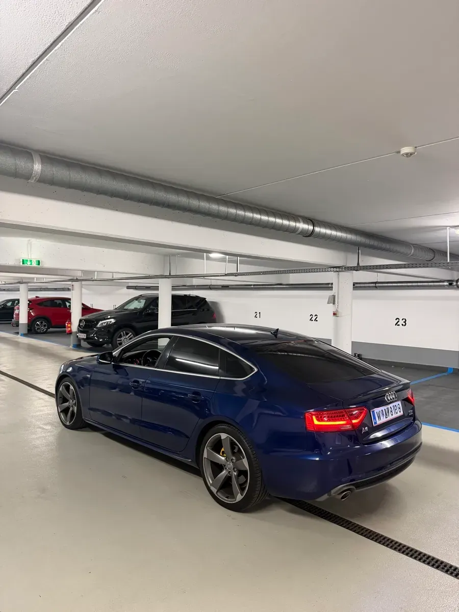 Audi A5 2012 photo 3
