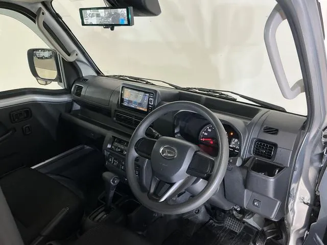 Daihatsu Hijet Truck 2022 photo 3