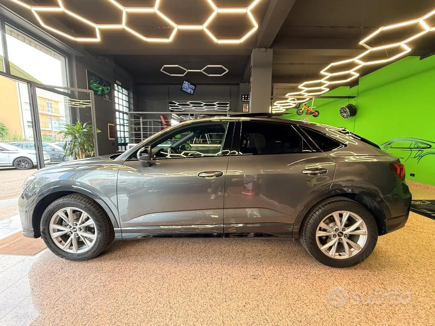 Audi Q3 2021 photo 5