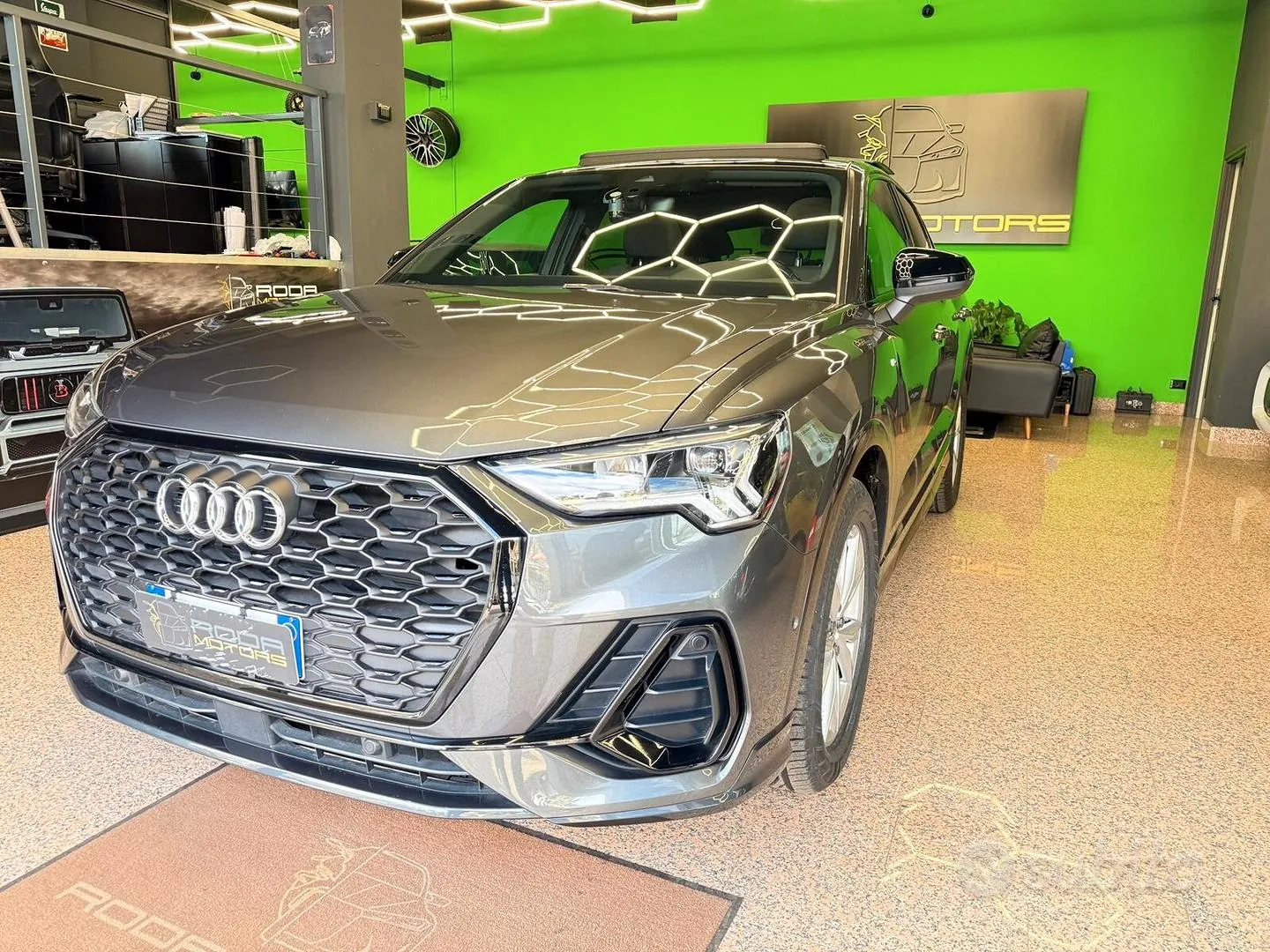 Audi Q3 2021 photo 3
