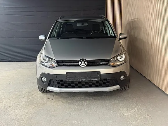 Volkswagen Polo 2012 photo 2