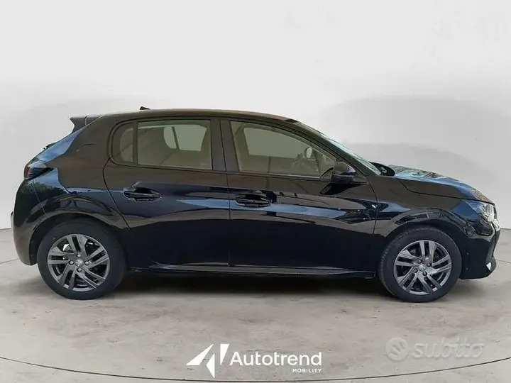 Peugeot 208 2022 photo 5