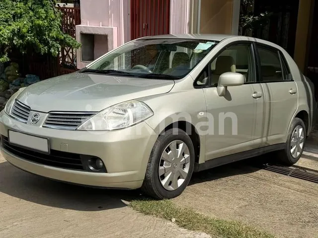 Nissan Tiida 2008 photo 2