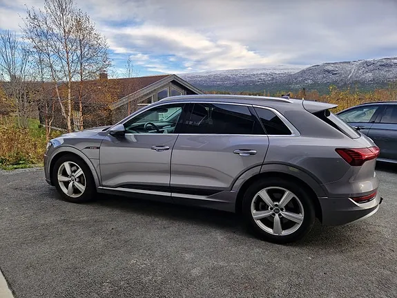 Audi E-Tron 2019 photo 4