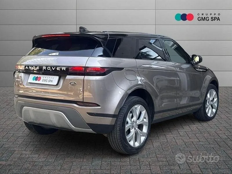 Land Rover Range Rover Evoque 2022 photo 3