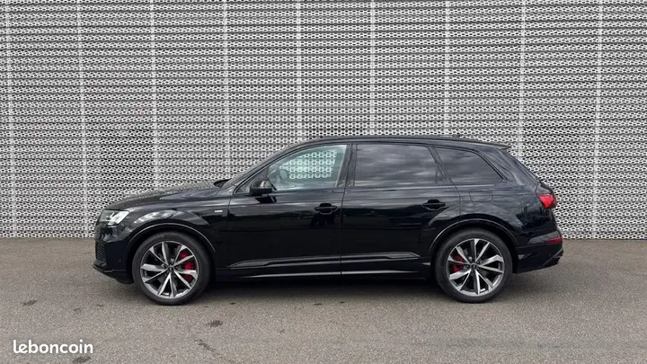 Audi Q7 2023 photo 2