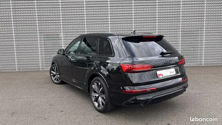 Audi Q7 2023 photo 3