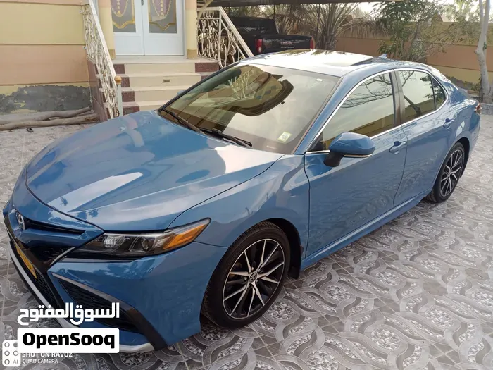 Toyota Camry 2023 photo 3