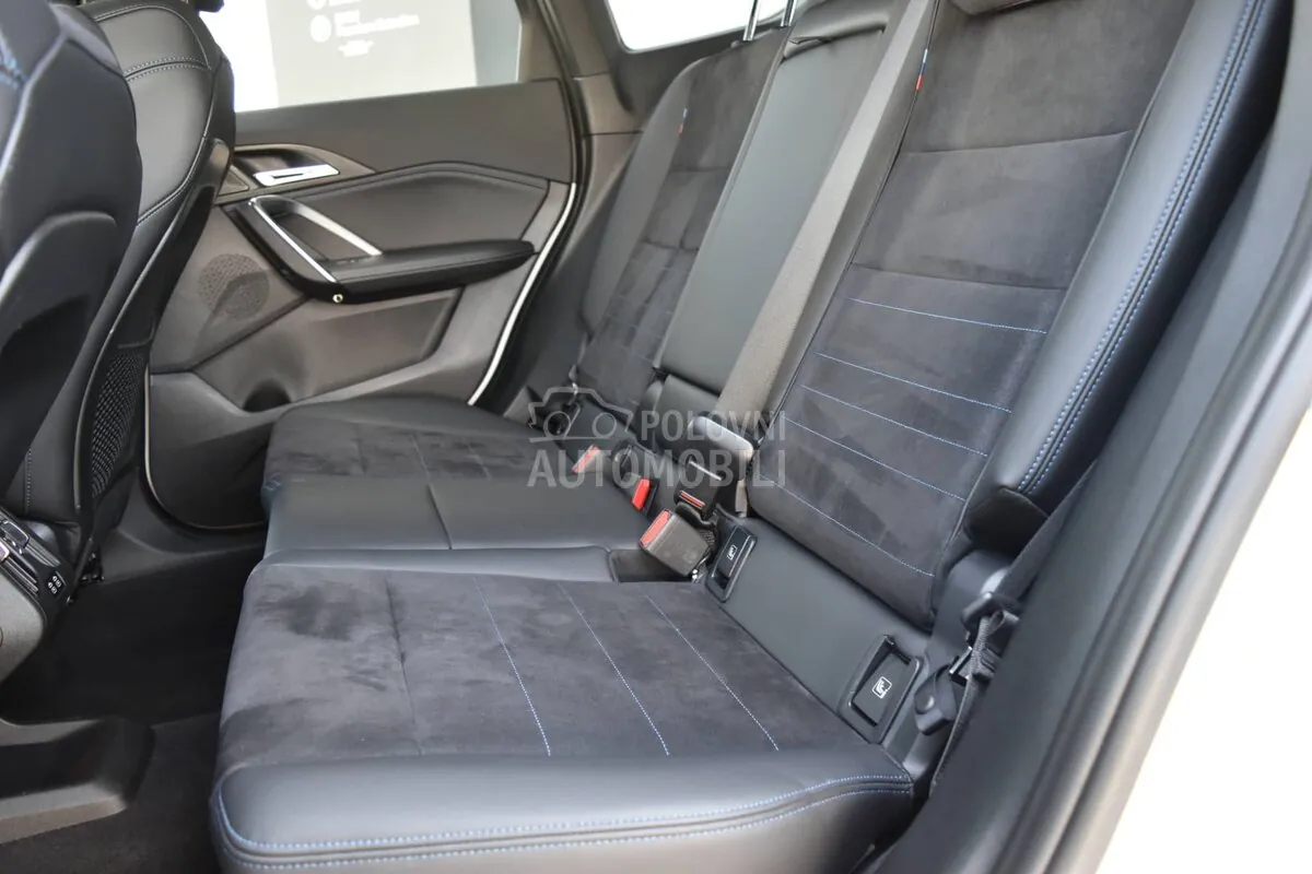 BMW X1 2024 photo 3