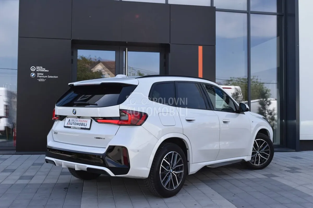 BMW X1 2024 photo 2