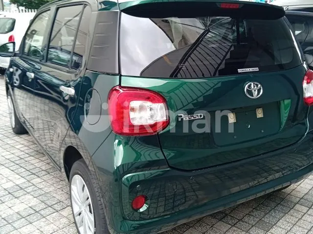 Toyota Passo 2023 photo 3