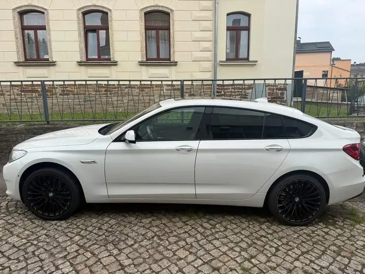 BMW 5 Series Gran Turismo