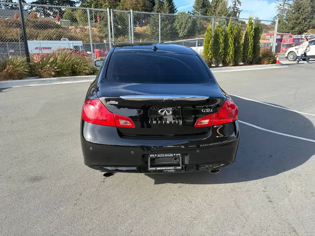 Infiniti G37 2012 photo 5