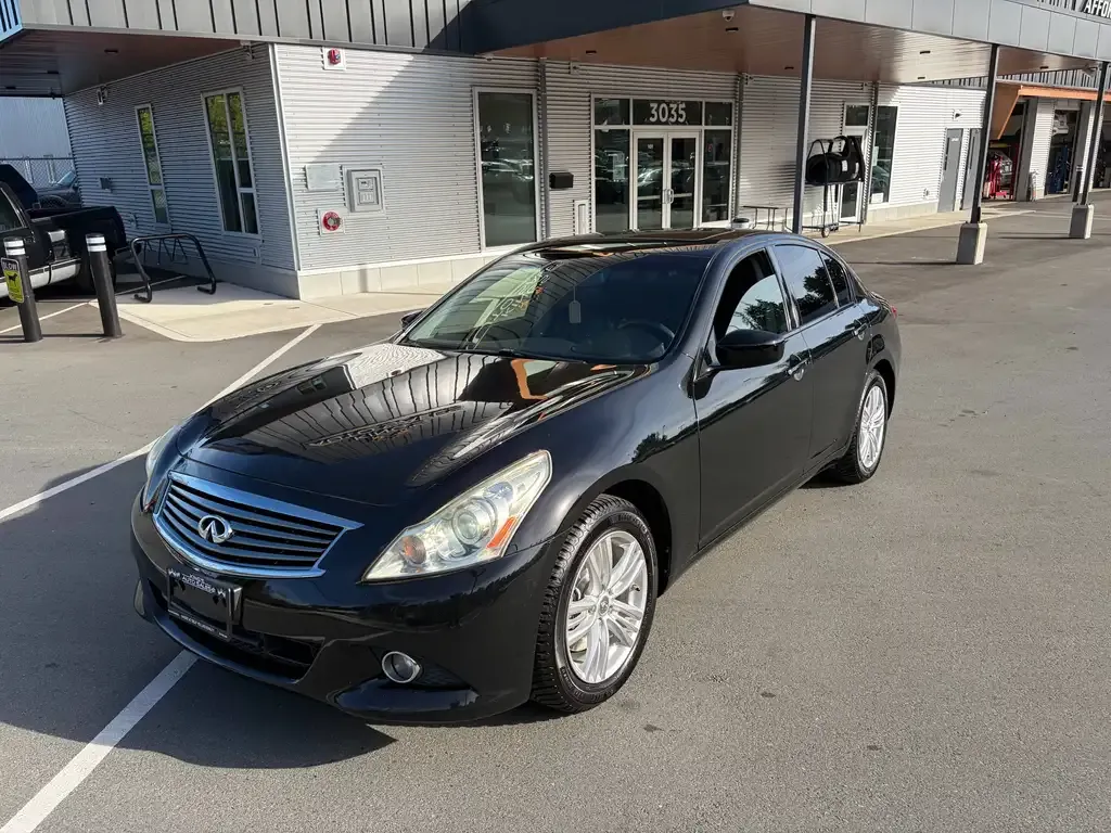 Infiniti G37