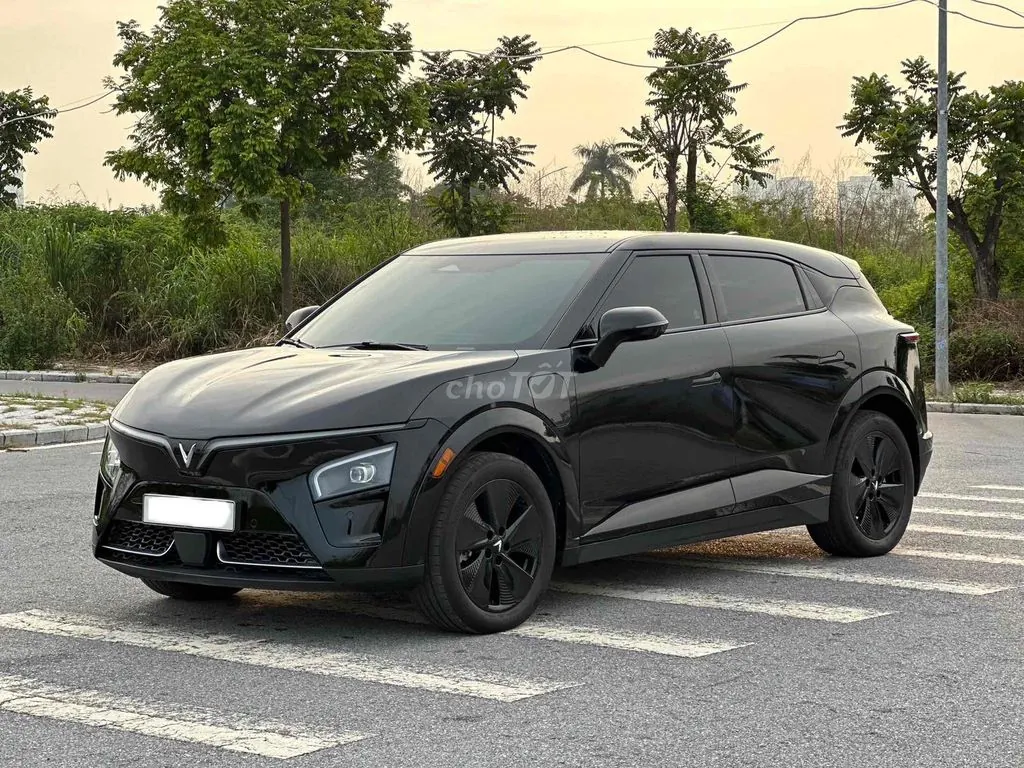 Vinfast Vf7