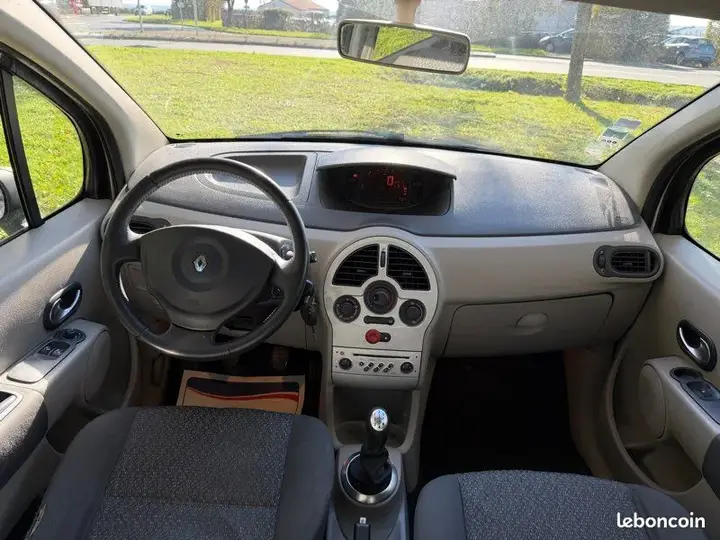 Renault Modus 2005 photo 3