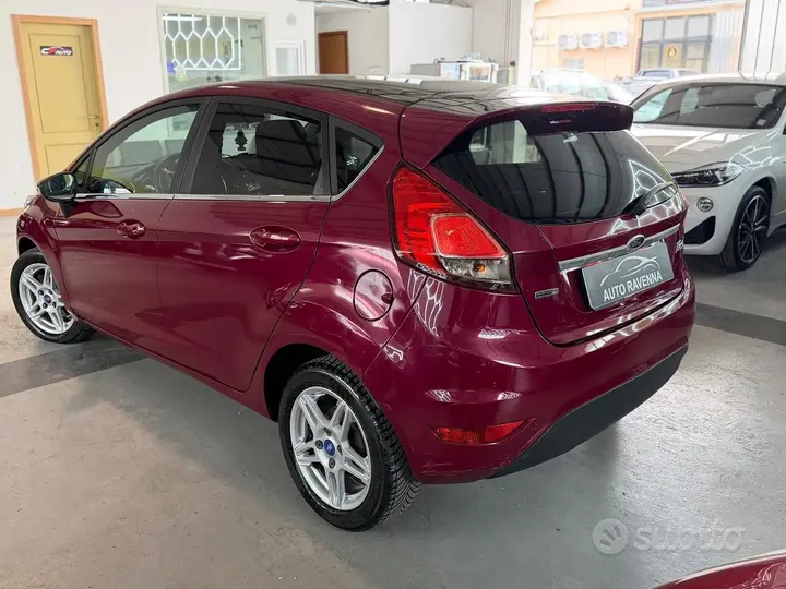 Ford Fiesta 2014 photo 4
