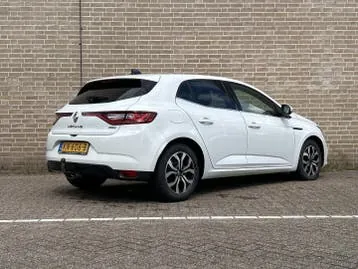 Renault Megane 2016 photo 2