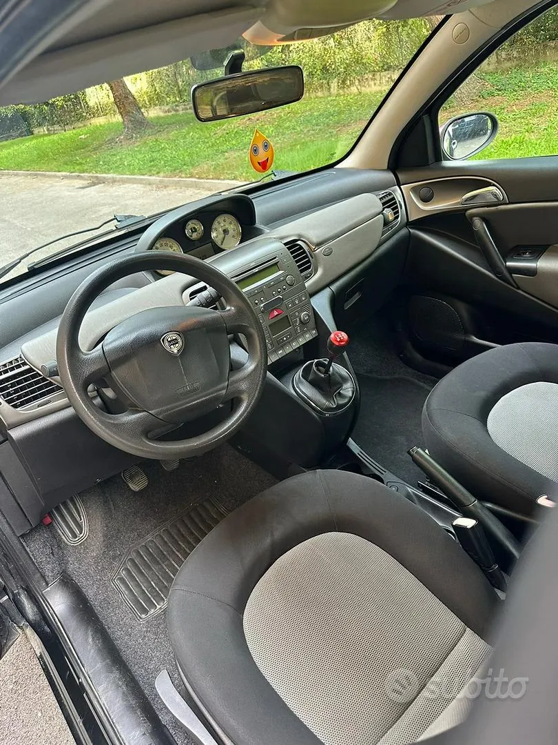 Lancia Ypsilon 2006 photo 5