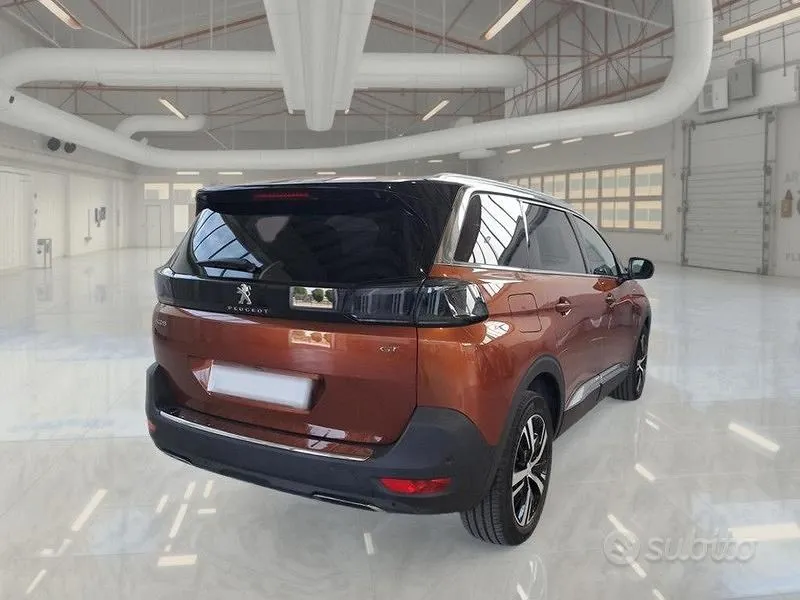 Peugeot 5008 2023 photo 4