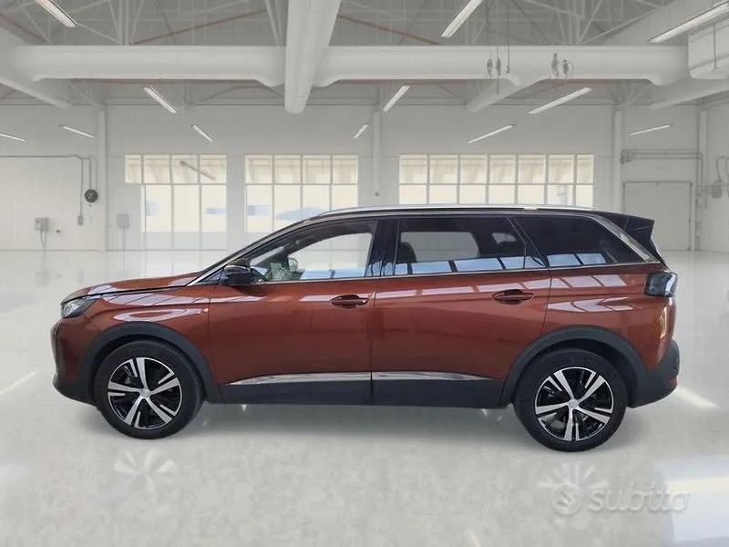 Peugeot 5008 2023 photo 5