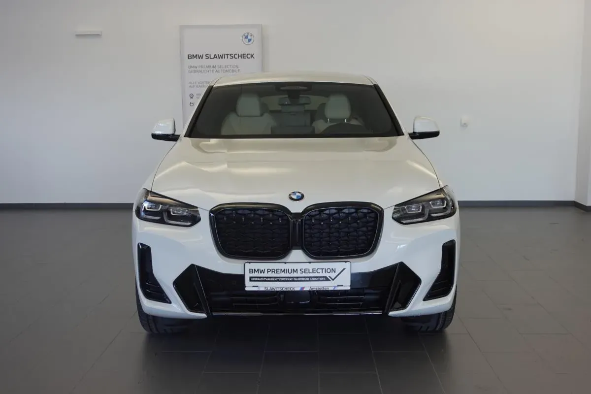 BMW X4 2025 photo 2