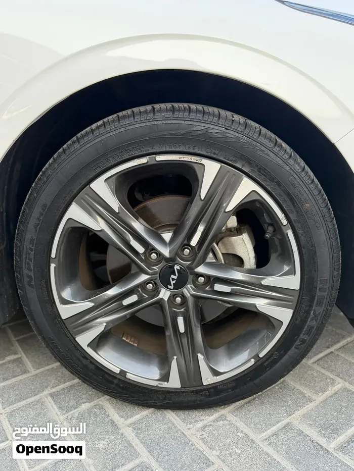 Kia K5 2022 photo 4