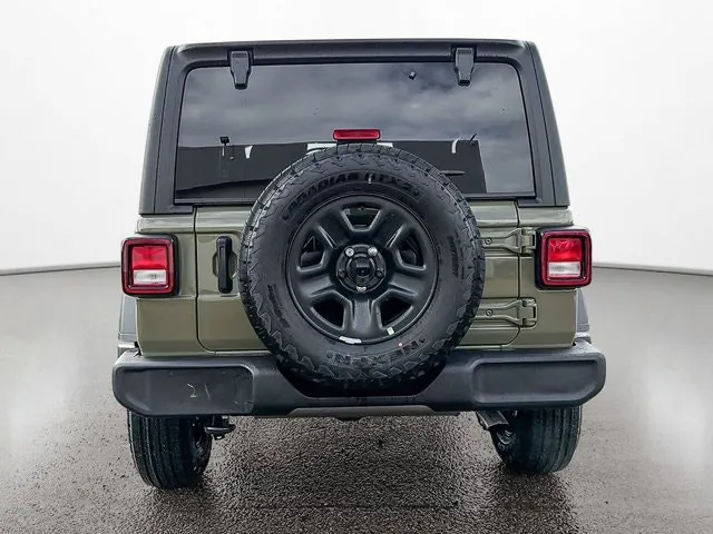 Jeep Wrangler 2026 photo 4