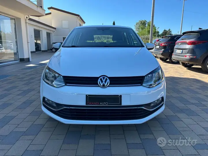 Volkswagen Polo 2016 photo 2