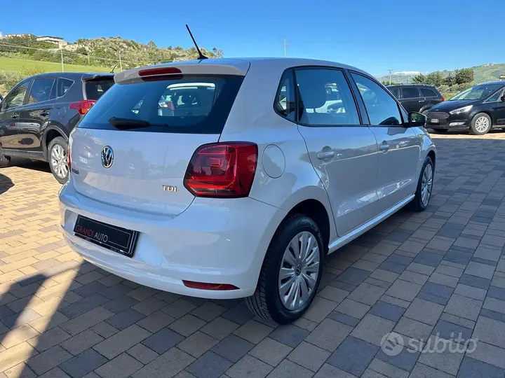 Volkswagen Polo 2016 photo 5