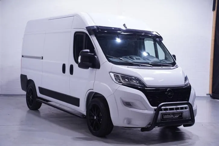 Opel Movano 2023 photo 2