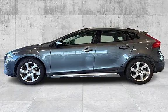 Volvo V40 Cross Country 2014 photo 2