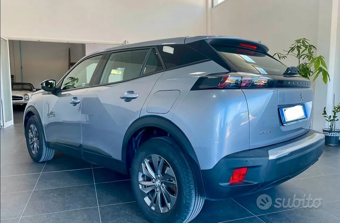 Peugeot 2008 2023 photo 2