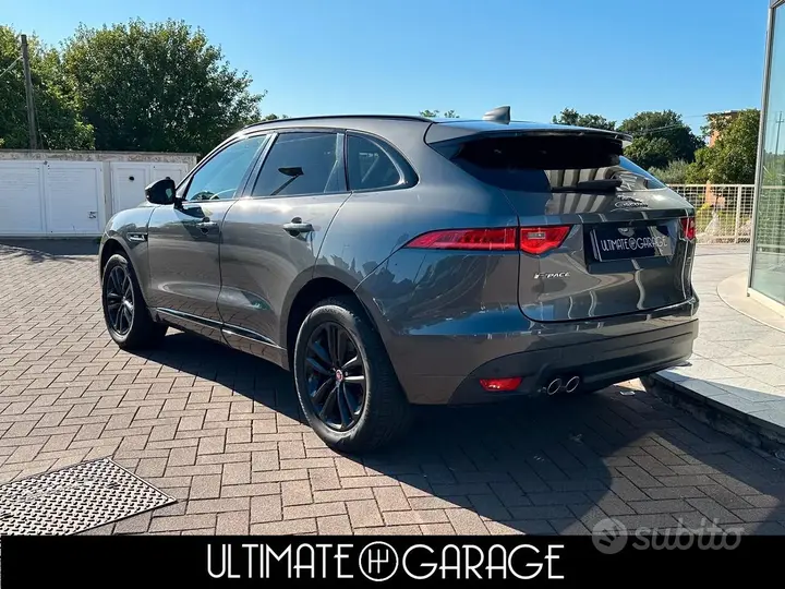 Jaguar F-Pace 2018 photo 4