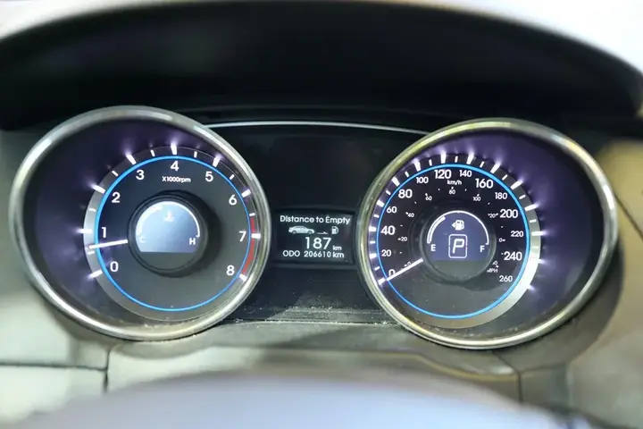 Hyundai Sonata 2013 photo 3