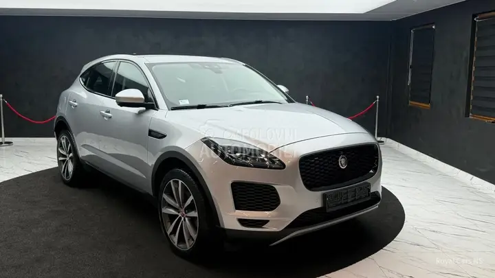 Jaguar E-Pace 2018 photo 3
