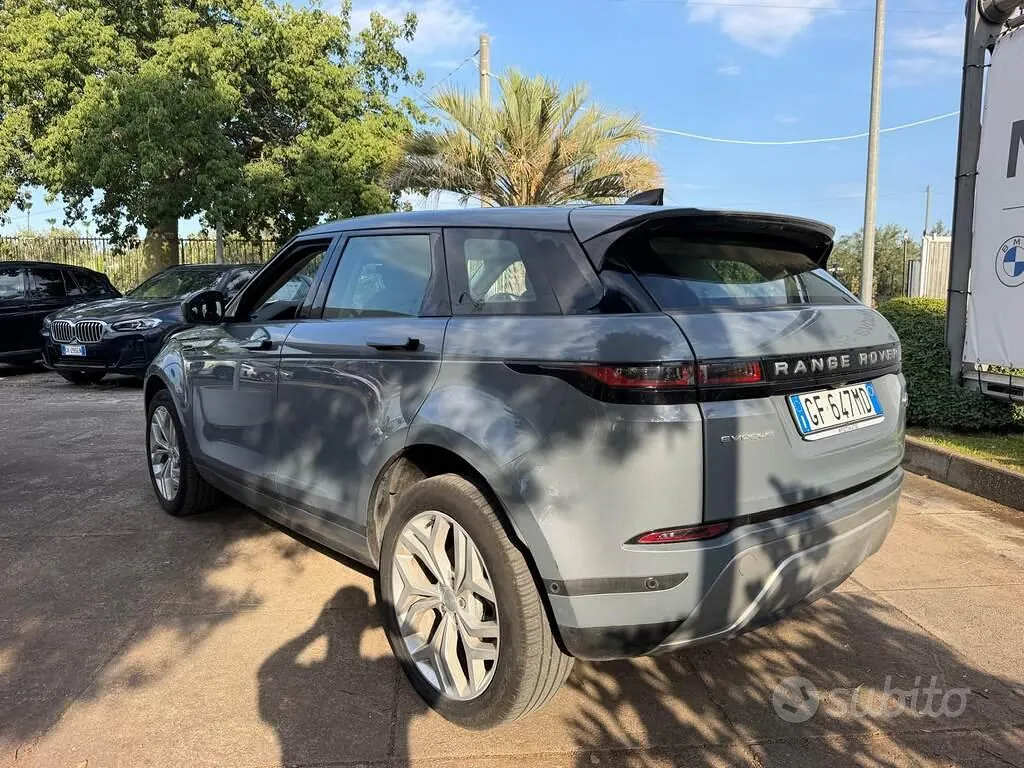 Land Rover Range Rover Evoque 2021 photo 3