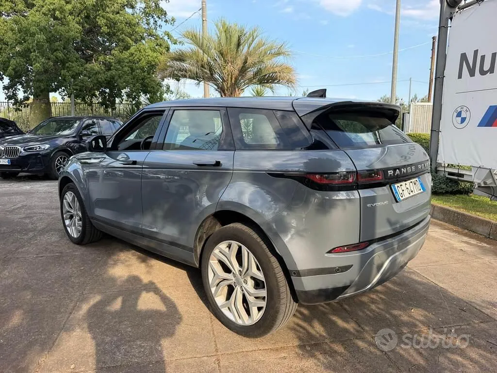 Land Rover Range Rover Evoque 2021 photo 4