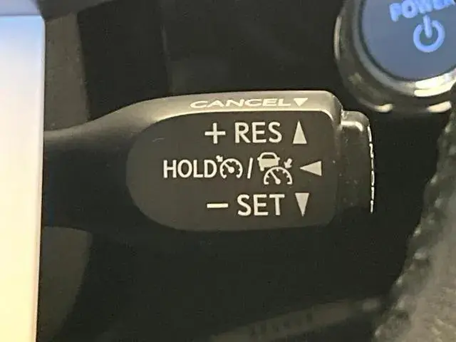Toyota Prius 2018 photo 5