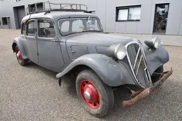 Citroen Traction 11