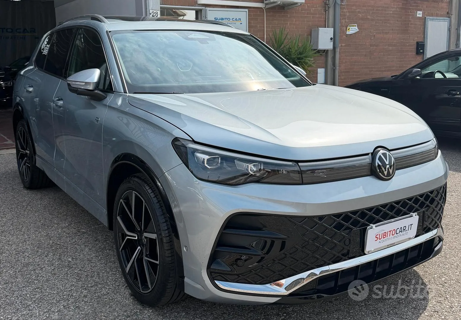 Volkswagen Tiguan 2024 photo 4