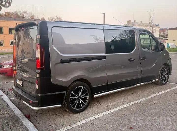Renault Trafic 2018 photo 5