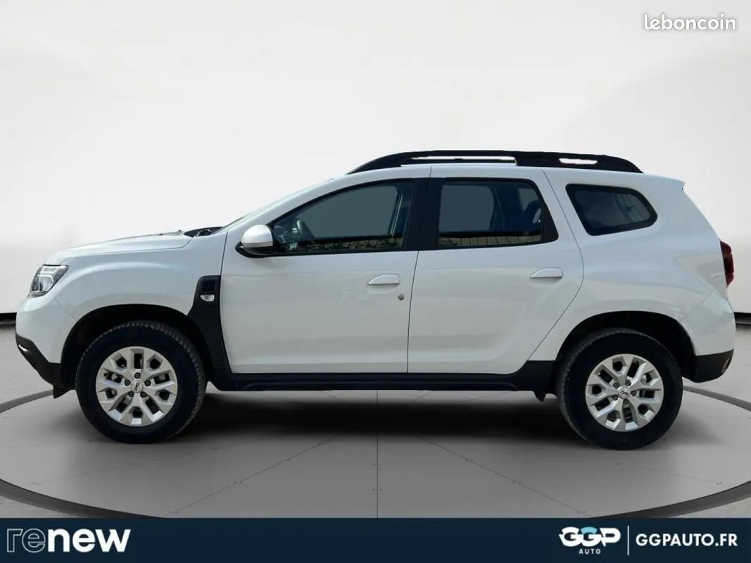 Dacia Duster 2023 photo 2