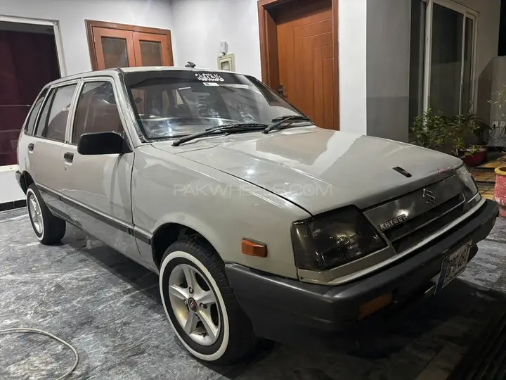 Suzuki Khyber