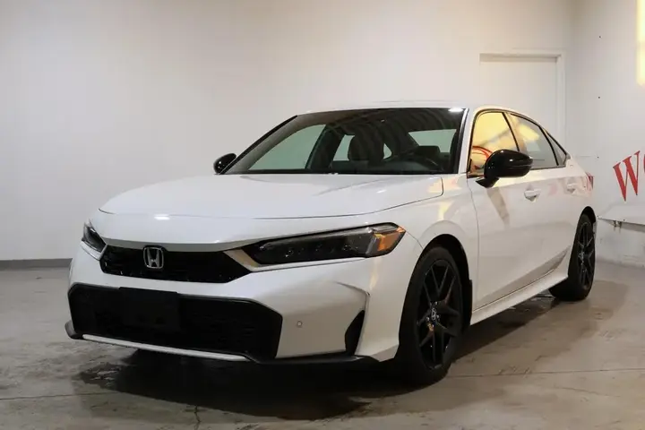Honda Civic 2025 photo 2