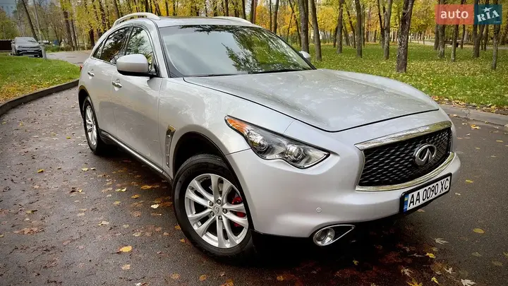 Infiniti Qx70 2015 photo 3