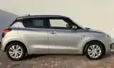 Suzuki Swift 2023 photo 5