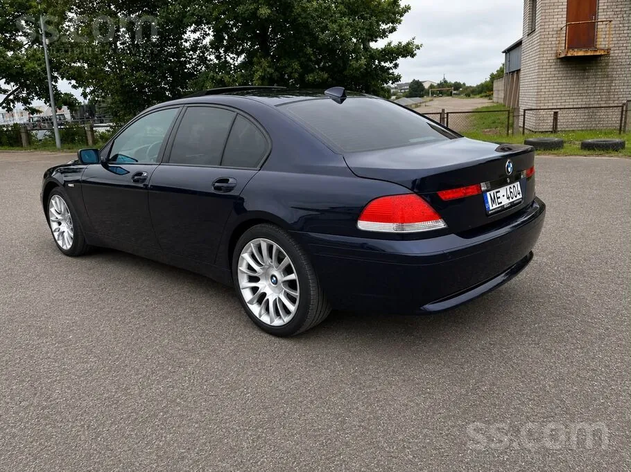 BMW 745 2004 photo 4