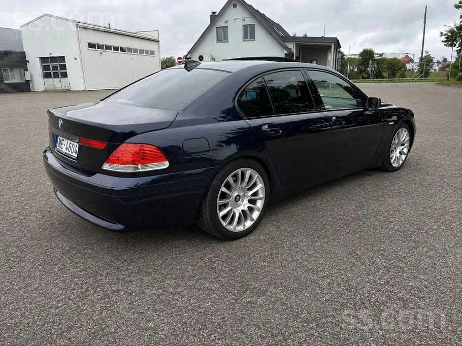 BMW 745 2004 photo 3