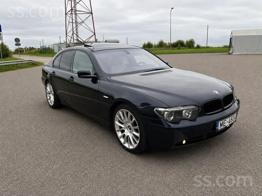 BMW 745 2004 photo 2